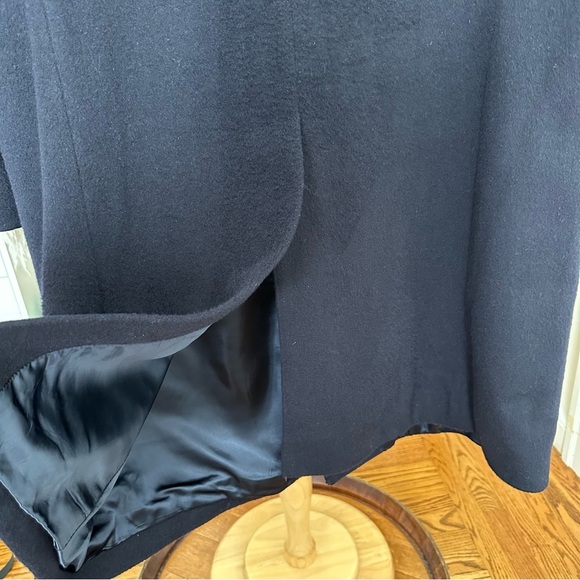 HARVIE & HUDSON London Vintage Navy Wool Overcoat Velvet Collar Quiet Luxury - Picture 5 of 16